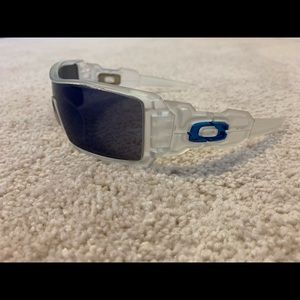 Oakley men’s sunglasses